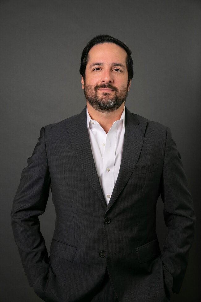 Agent Photo