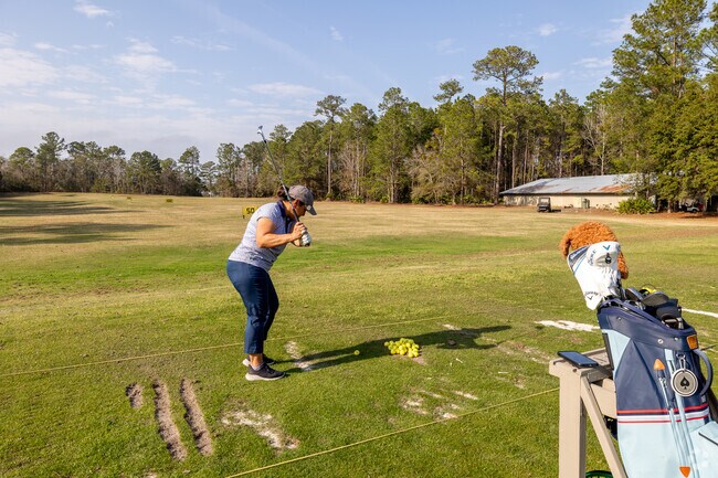 If you enjoy golf, there is Laurel Island Links where you can practice chipping.