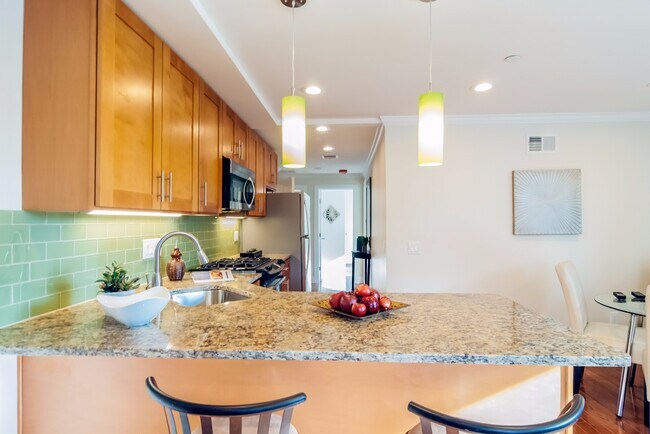 106 Maverick St unit 1, East Boston, MA 02128 - photo 5