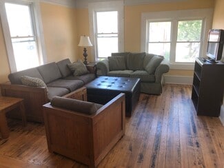 36 Miller St Unit Large Downtown Apartment, Plattsburgh, NY 12901