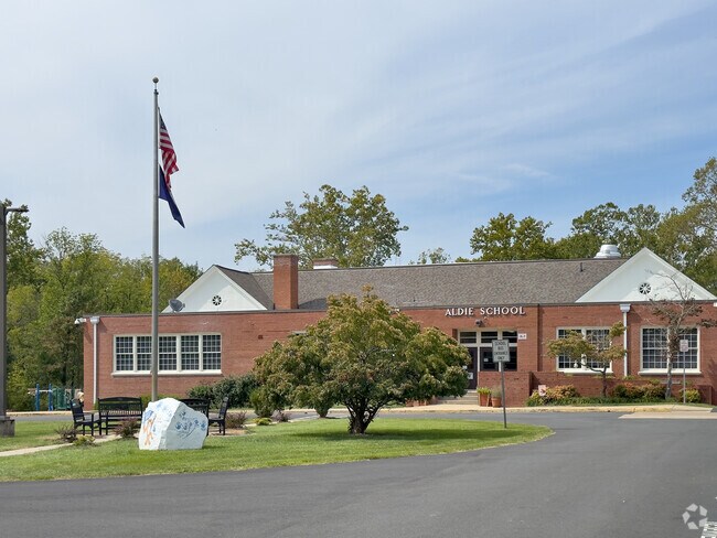 Aldie Elementary School is rated A by Niche and has a student-teacher ratio of 9-1.