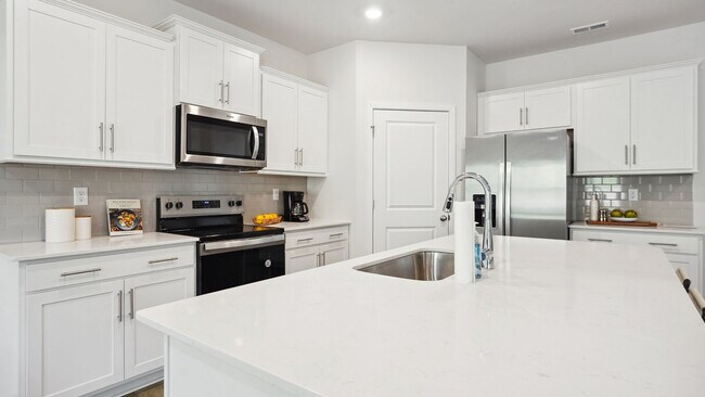 522 Dazzle Loop, Newton, NC 28658 - photo 7