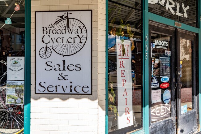 Bedford's Broadway Cyclery offers bike rentals and professional bike fittings.