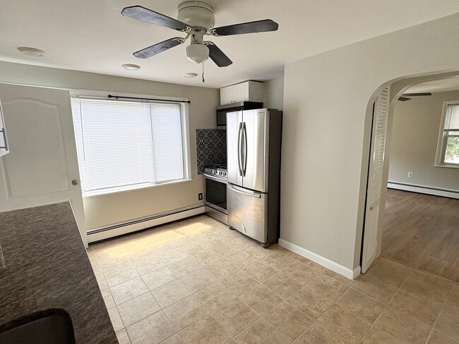 110 Sciarappa St unit 2, Cambridge, MA 02141 - photo 3