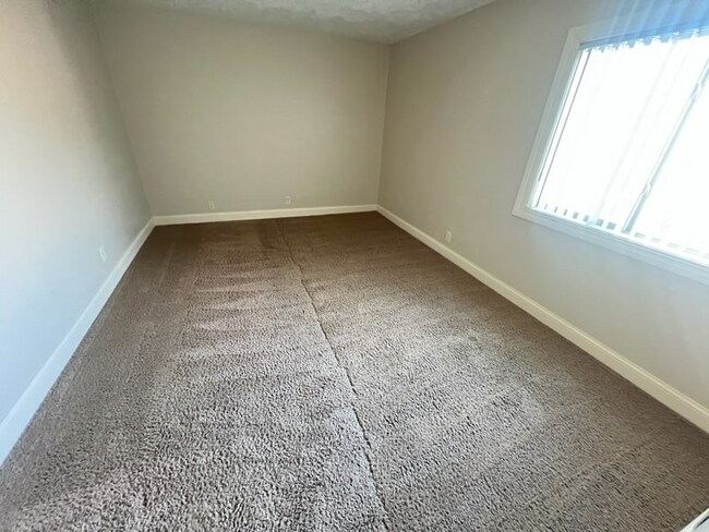 4401 S 27th St unit E14, Lincoln, NE 68512 - photo 7