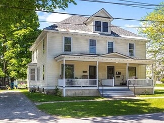 8 Grove St, Essex, VT 05452