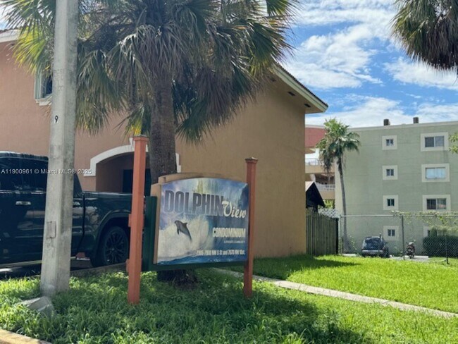 7965 NW 8th St unit 6, Miami, FL 33126 - photo 3