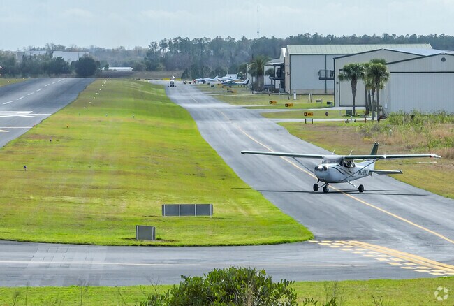 Zellwood is home to the Orlando-Apopka Airport.