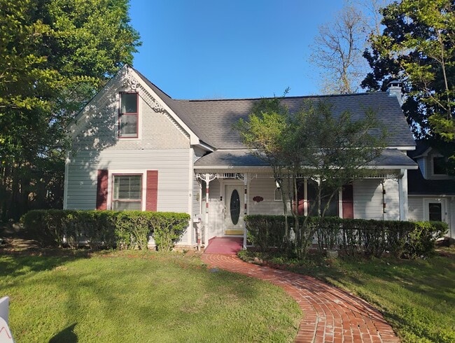 504 N Newsom St unit MAIN, Mineola, TX 75773 - photo 2