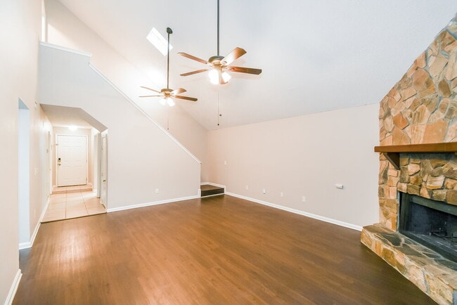 1853 Alberta Ct N, Middleburg, FL 32068 - photo 5