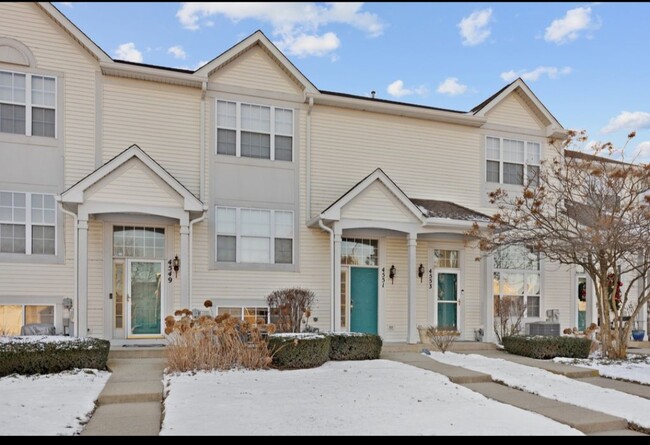 4553 W Hill Ave, Waukegan, IL 60085 - photo 2