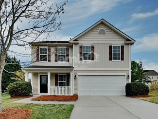 1734 Pine Cove Ct, Winston-Salem, NC 27127