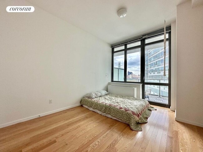 46-10 Center Blvd, Long Island City, NY 11109 - photo 3