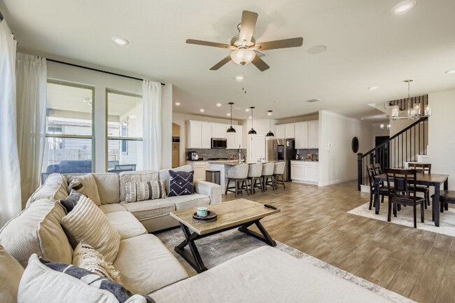 497 Purple Heart Dr, Buda, TX 78610 - photo 5