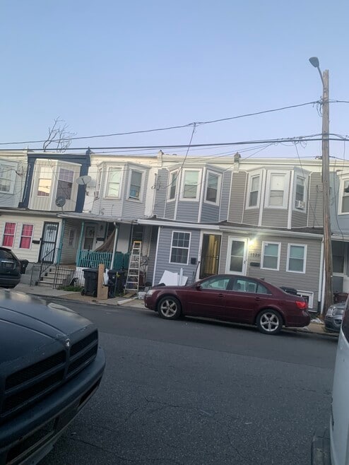 1323 Vandever Ave, Wilmington, DE 19802 - photo 1