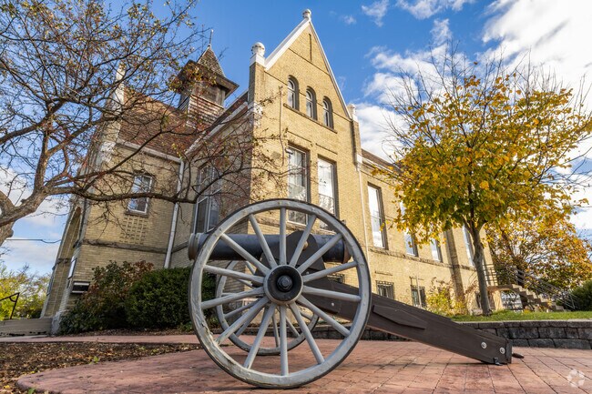 Discover local history at the West Allis Historical Society Museum near Henderson Park.