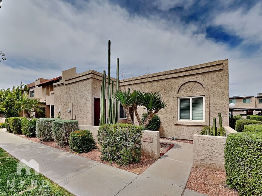 20233 N 21st Dr, Phoenix, AZ 85027 - photo 1