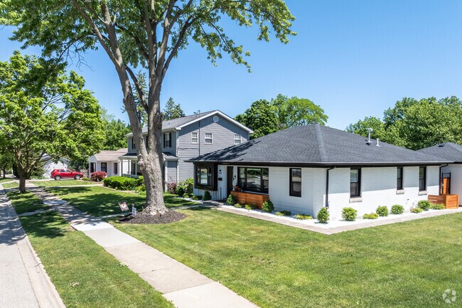 Homes in South Barrington have a lot of character and come in all shapes and sizes.
