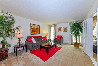5400 Memorial Dr, Stone Mountain, GA 30083