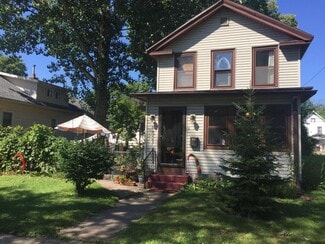 1527 Loomis St, La Crosse, WI 54603