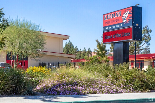 Kerman Middle School serves grades 7-8 in Kerman.
