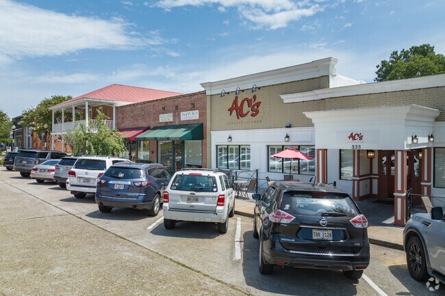 Most if not all of the businesses in Hernando Town Square are locally owned.