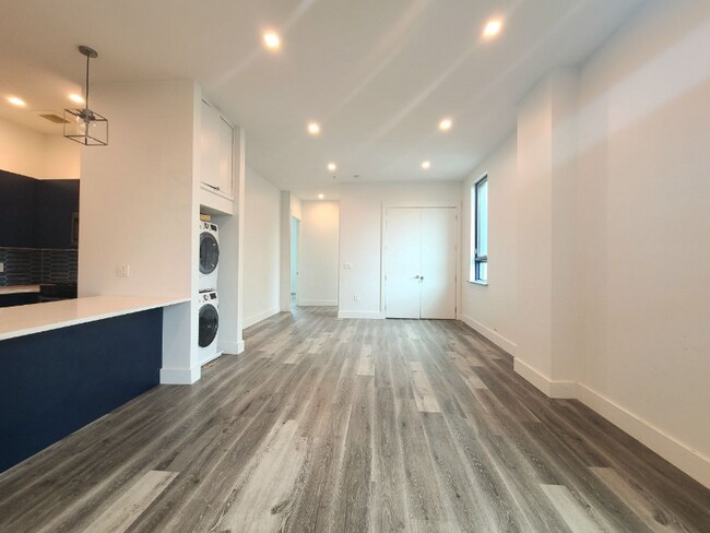 715 Park Ave unit 2E, East Orange, NJ 07017 - photo 2