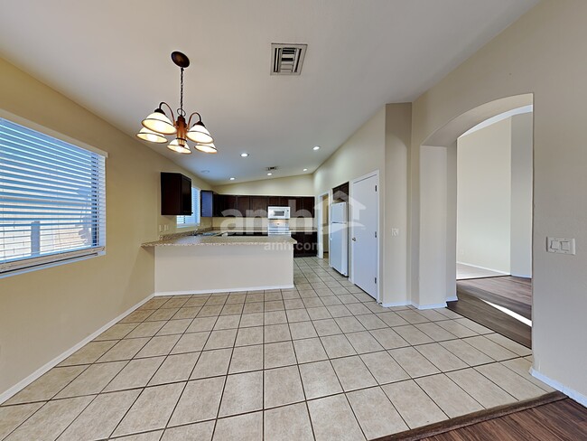 5073 E Butterweed Dr, Tucson, AZ 85756 - photo 7