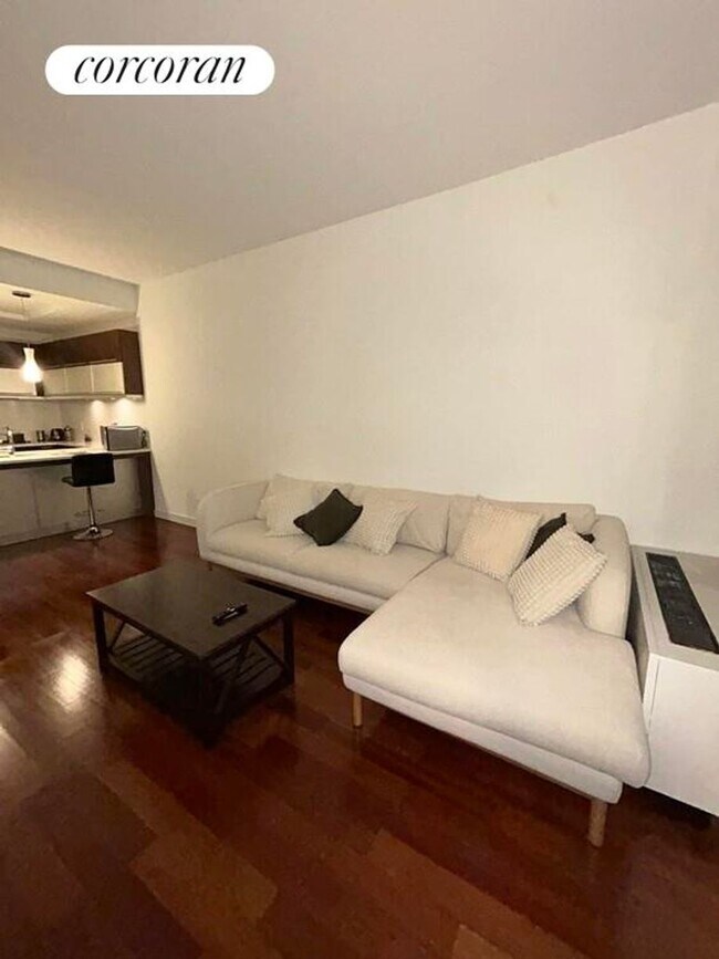 41-17 Crescent St, Long Island City, NY 11101 - photo 4