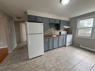 880 First Ave Unit 1, West Haven, CT 06516