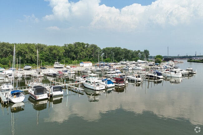 The Bay View Yacht Club in Point Place is a great option for boaters.