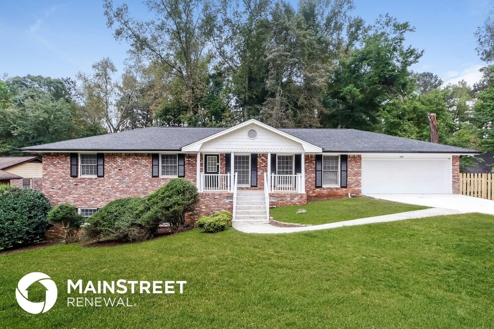 5498 Aucilla Creek Ln, Stone Mountain, GA 30087 - photo 1