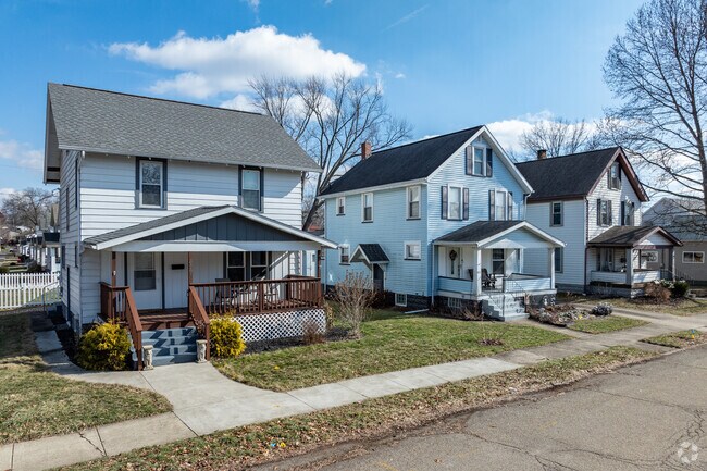 A variety of home styles, including American Foursquares and colonials, can be found around New Philadelphia.