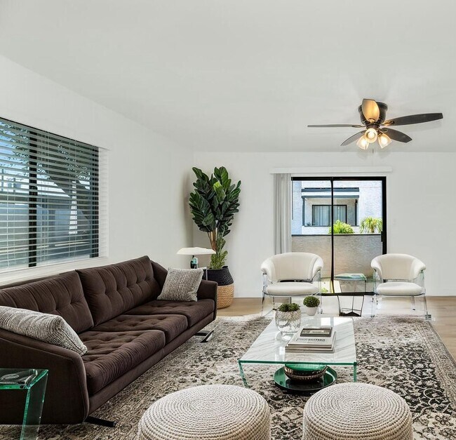 Livingroom with private covered porch