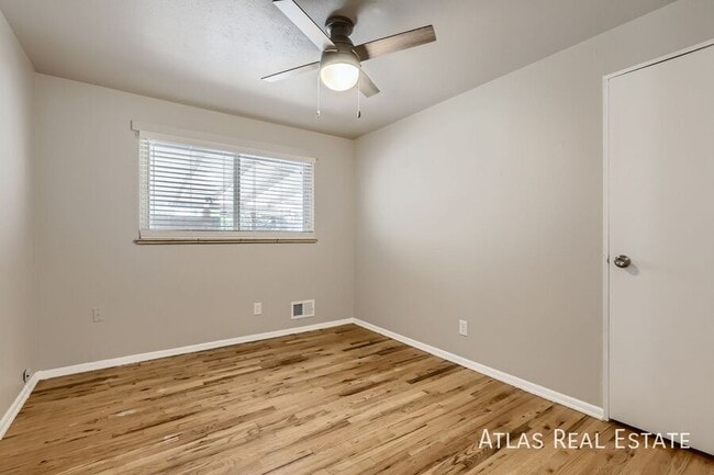 3237 Tucson St, Aurora, CO 80011 - photo 7