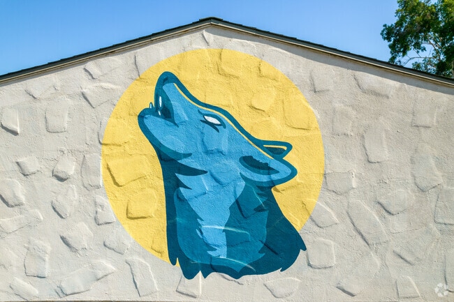 School Mascott of University Heights Middle School.