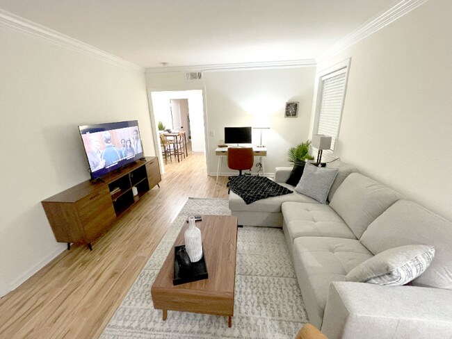 6 W 51st St unit 1, Savannah, GA 31405 - photo 3