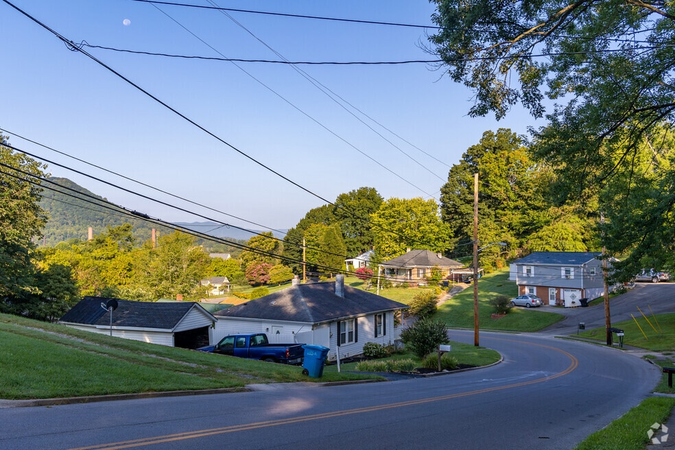 NH_Riverdale_549274_P2_v1_RZ_091624