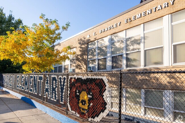 Bradley Elementary has an overall B grade on Niche.