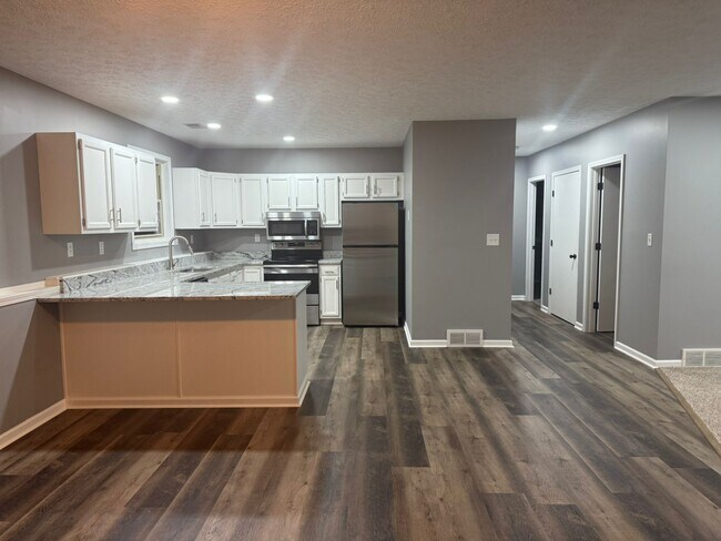 2347 Ferguson Rd unit 2347 1-2 Ferguson Rd, Ontario, OH 44906 - photo 7