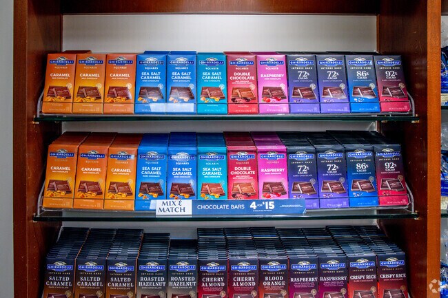A wide selection of delicious chocolate at the Ghirardelli Chocolate Factory in Lower Bal.
