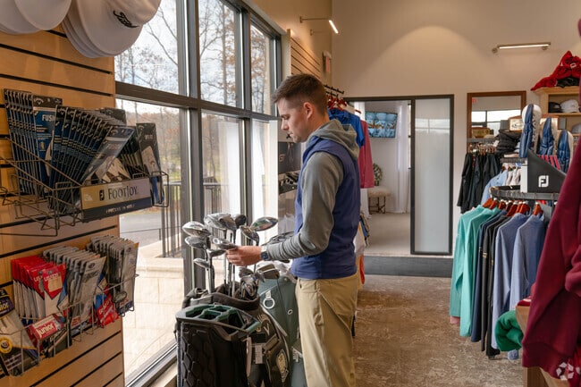 Locals can participate in tournaments and social events at Ravenwood.