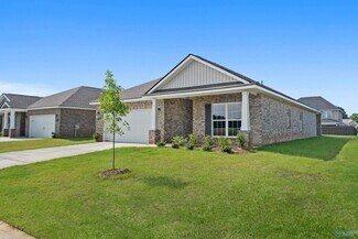 303 Keller Dr, Hazel Green, AL 35750