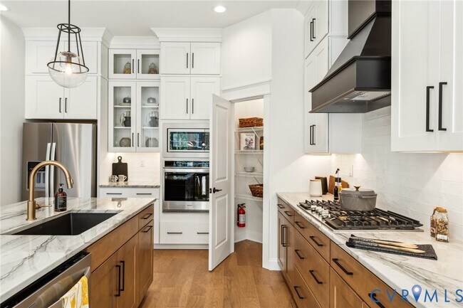 7842 Dandridge Dr, Quinton, VA 23141 - photo 5