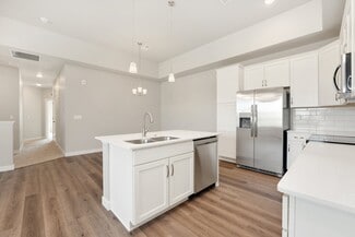 4160 S Park Dr Unit 202, Loveland, CO 80538