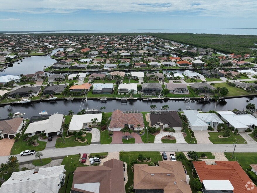 2817 La Mancha Ct, Punta Gorda, FL 33950 - photo 2