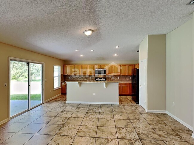 2558 Britney Lakes Ln, Jacksonville, FL 32221 - photo 7