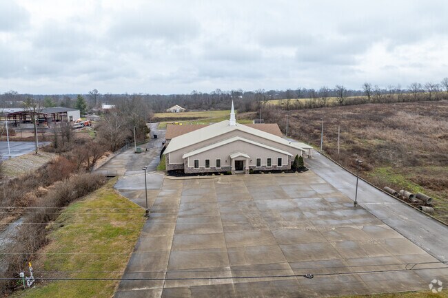 Tabernacle Christian Academy has 41 students in grades K-12 with a student-teacher ratio of 8:1.