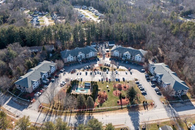 Lakeshore Estates - Newly Remodeled studios, 1, 2 and 3 br Apartment Homes, Laconia, NH 03246 - photo 3