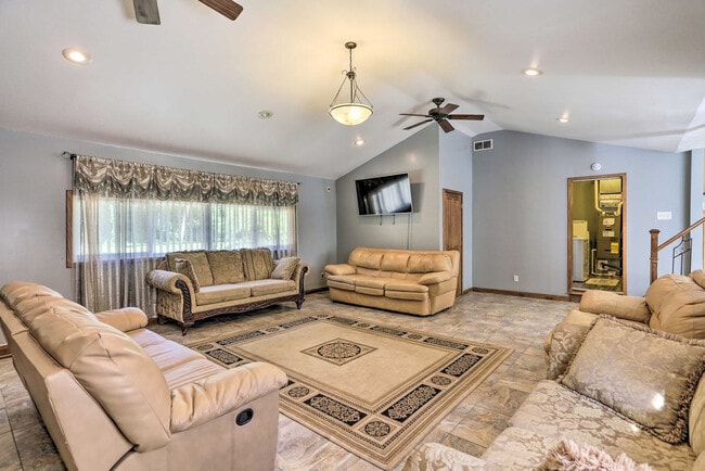 6851 Nebraska Ave unit ID1287555P, Toledo, OH 43615 - photo 4